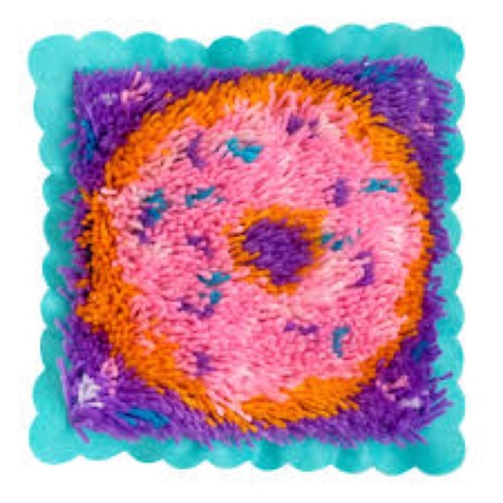 Yarn Pillow Craft Kit Pink Donut NIB